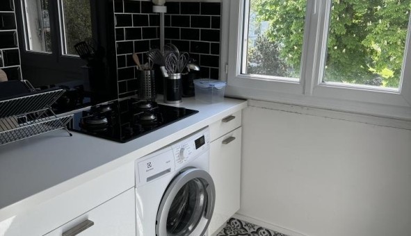 Logement tudiant T3 à Crteil (94000)