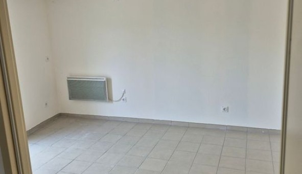 Logement �tudiant T3 &agrave; Cun�ges (24240)