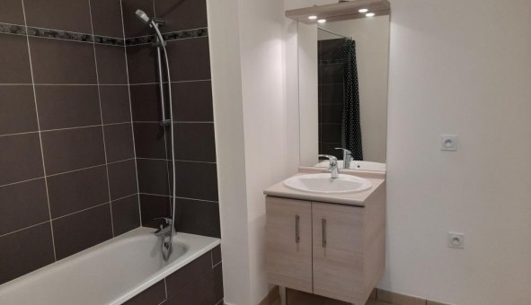 Logement tudiant T3 à Dammarie les Lys (77190)