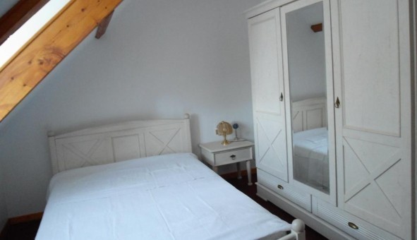 Logement étudiant T3 à Darvault (77140)