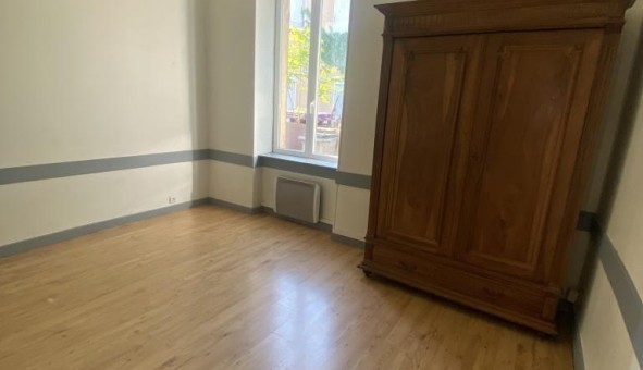 Logement tudiant T3 à Dcines Charpieu (69150)