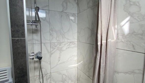 Logement tudiant T3 à Dcines Charpieu (69150)