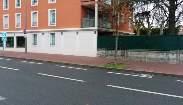 Logement tudiant Location T3 Vide Dcines Charpieu (69150)