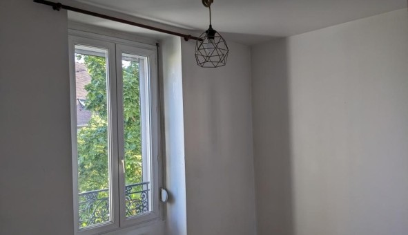 Logement tudiant T3 à Dijon (21000)