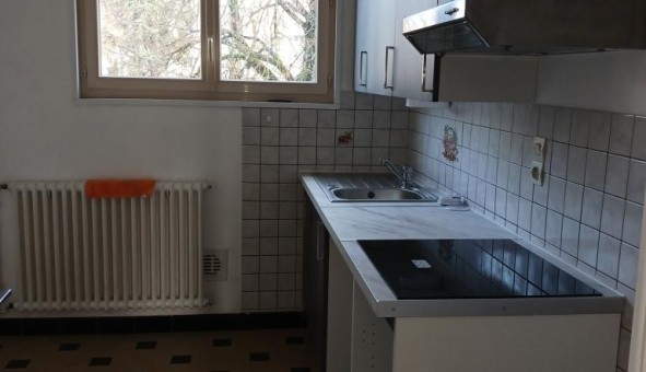 Logement �tudiant Location T3 Vide Dijon (21000)