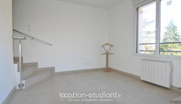 Logement tudiant T3 à Dourdan (91410)