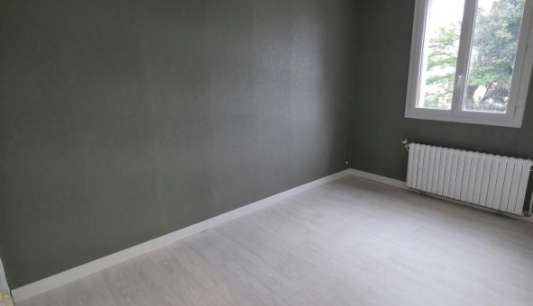 Logement tudiant T3 à Drancy (93700)