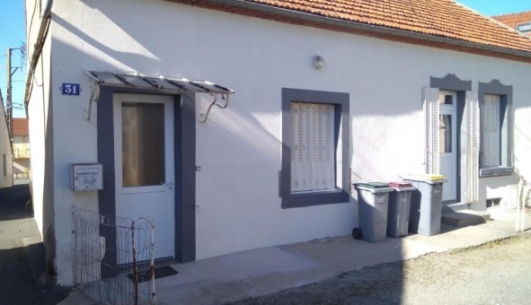 Logement tudiant T3 à Durdat Larequille (03310)