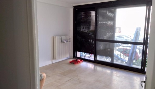 Logement étudiant Location T3 Vide Échirolles (38130)