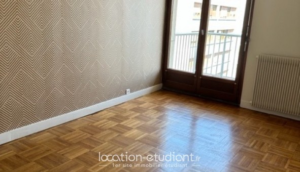 Logement �tudiant T3 &agrave; �cully (69130)