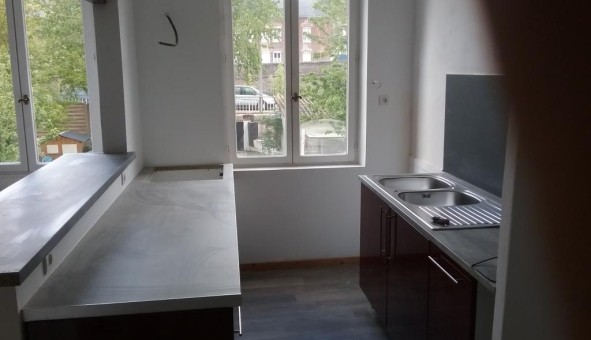 Logement tudiant T3 à Elbeuf (76500)