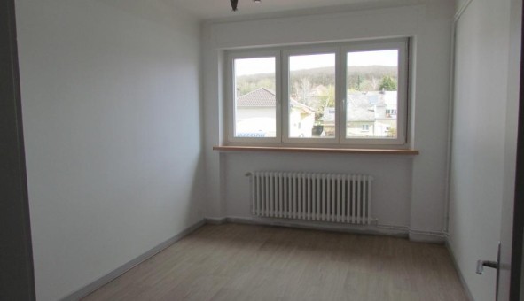 Logement tudiant T3 à Entrange (57330)