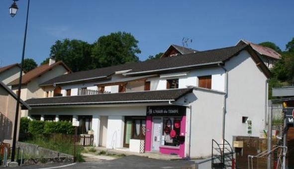 Logement tudiant T3 à Entre deux Guiers (38380)
