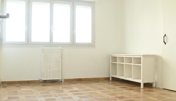 Logement tudiant T3 à pinay sur Seine (93800)