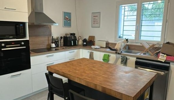 Logement �tudiant T3 &agrave; Fons (30730)