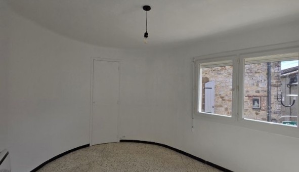 Logement �tudiant T3 &agrave; Fons (30730)