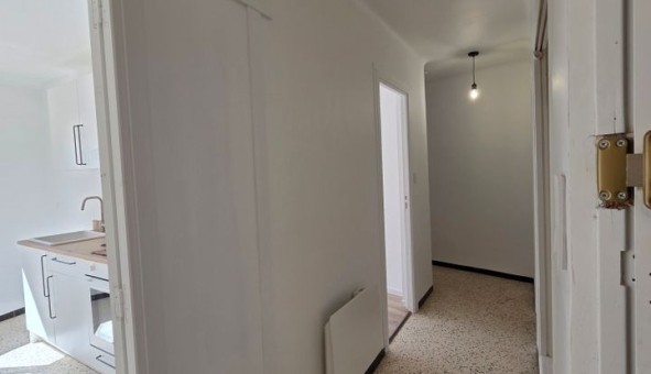 Logement �tudiant T3 &agrave; Fons (30730)