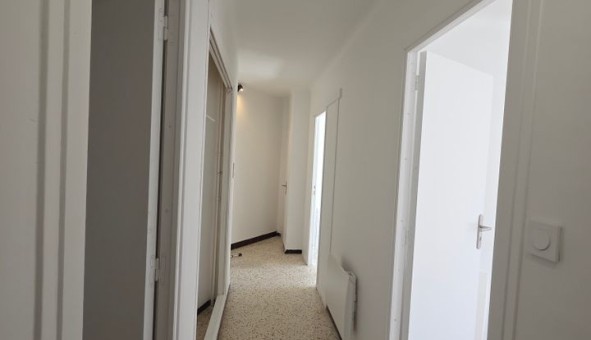 Logement �tudiant T3 &agrave; Fons (30730)