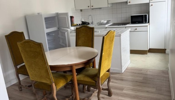 Logement étudiant Location T3 Vide Fontainebleau (77300)