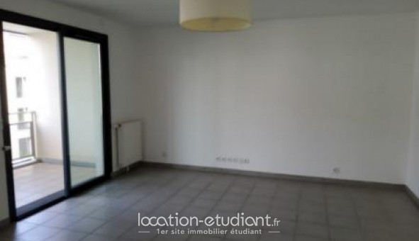 Logement tudiant T3 à Fontaines sur Sane (69270)