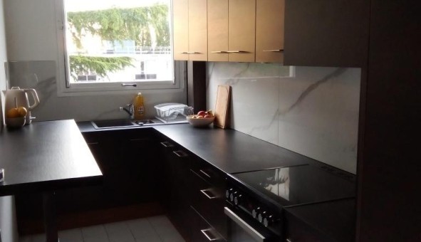 Logement tudiant T3 à Fontenay le Fleury (78330)