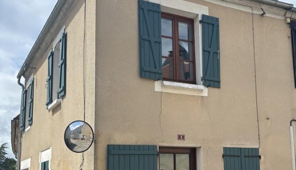 Logement tudiant T3 à Fontenoy (89520)
