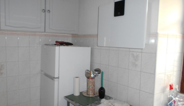 Logement tudiant T3 à Fontenoy (89520)