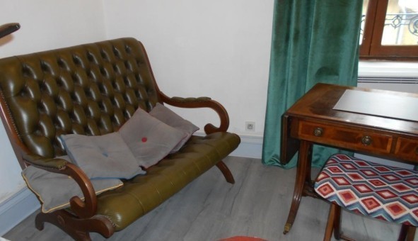 Logement tudiant T3 à Fontenoy (89520)