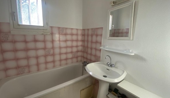 Logement étudiant T3 à Gassin (83580)