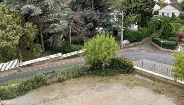 Logement �tudiant T3 &agrave; Gennetines (03400)