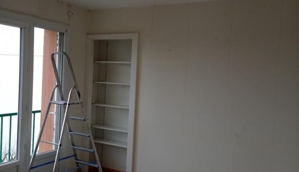 Logement �tudiant T3 &agrave; Gennetines (03400)