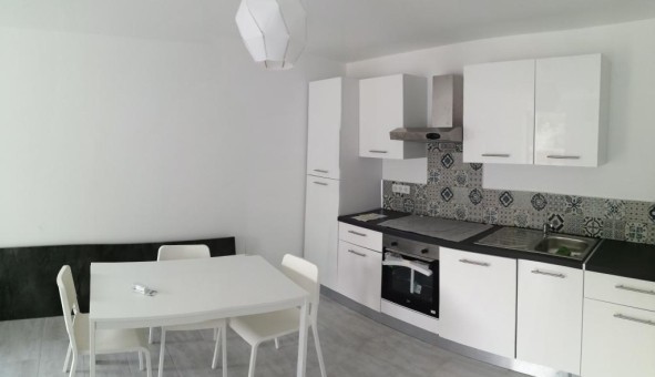 Logement tudiant T3 à Grasse (06130)