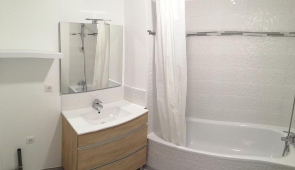 Logement tudiant T3 à Grasse (06130)