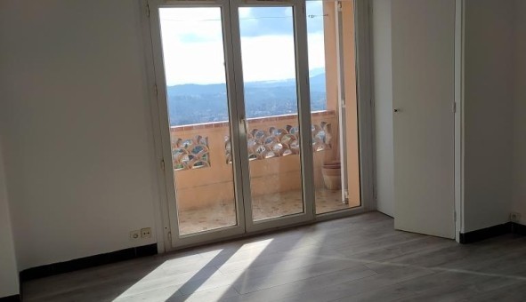 Logement tudiant T3 à Grasse (06130)