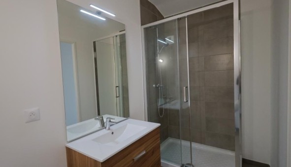 Logement tudiant T3 à Grasse (06130)