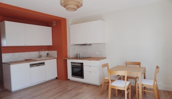 Logement tudiant T3 à Grenoble (38000)