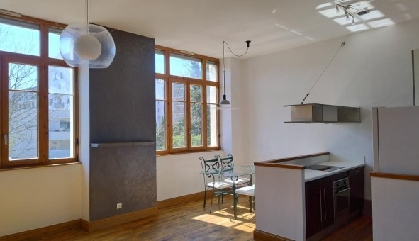 Logement tudiant T3 à Grenoble (38000)