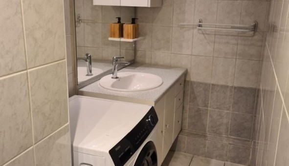 Logement tudiant T3 à Grenoble (38000)