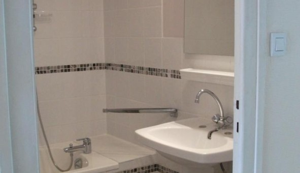 Logement tudiant T3 à Grenoble (38000)