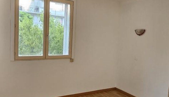 Logement tudiant T3 à Grenoble (38000)