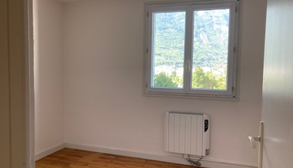 Logement tudiant T3 à Grenoble (38000)
