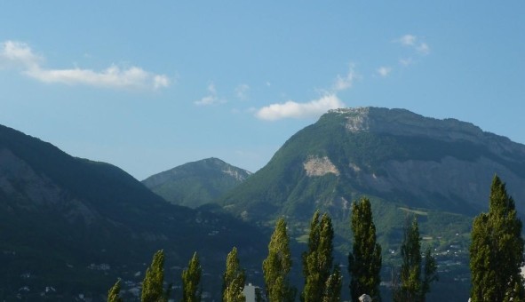 Logement tudiant T3 à Grenoble (38000)