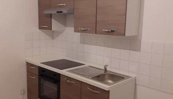 Logement tudiant Location T3 Vide Grenoble (38000)