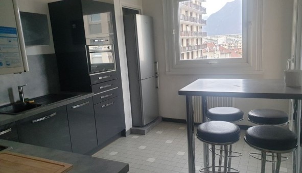 Logement �tudiant T3 &agrave; Grenoble (38000)