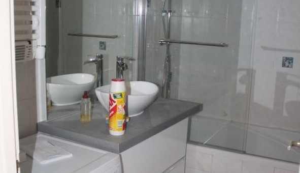 Logement �tudiant T3 &agrave; Grenoble (38000)