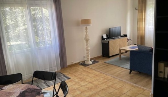 Logement tudiant T3 à Grigny (91350)