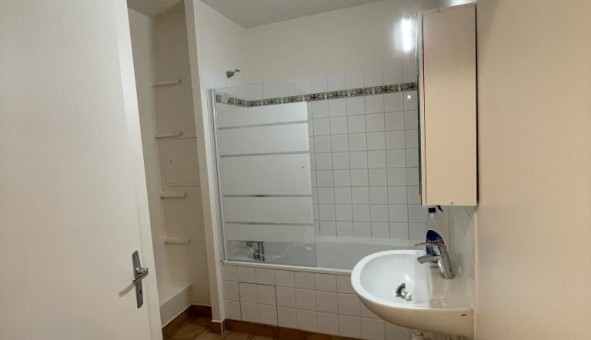 Logement tudiant T3 à Groslay (95410)