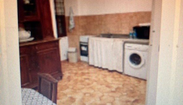 Logement �tudiant T3 &agrave; Grossa (20100)