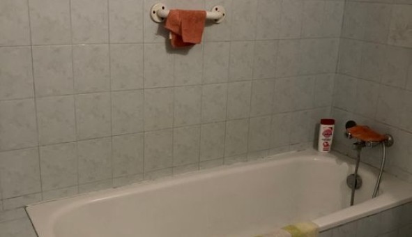 Logement �tudiant T3 &agrave; Grossa (20100)