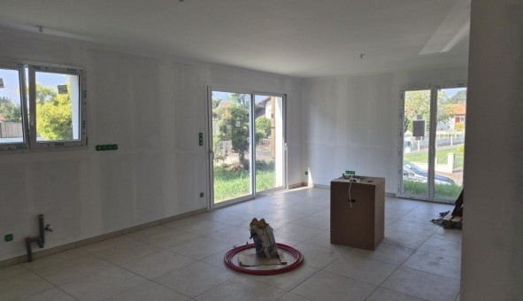 Logement tudiant T3 à Halsou (64480)